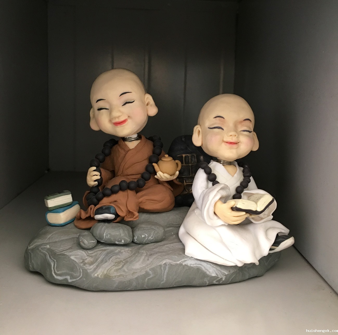 1555040197137086.jpg 微信图片软陶车饰—快乐小弥勒1111.jpg